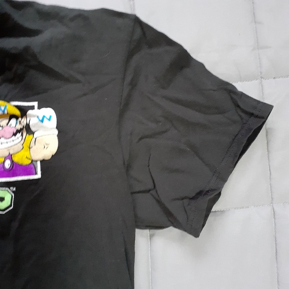 Super Mario Nintendo Shirt - Picture 3 of 6